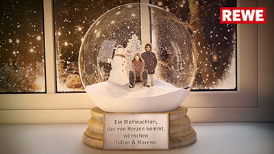 REWE: “Snowglobe” personalized Christmas greetings